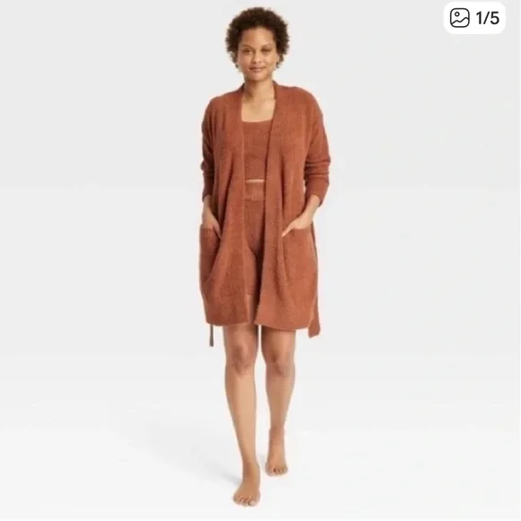 Stars Above Barefoot Dreams Dupe Pajama Set - Picture 3 of 13